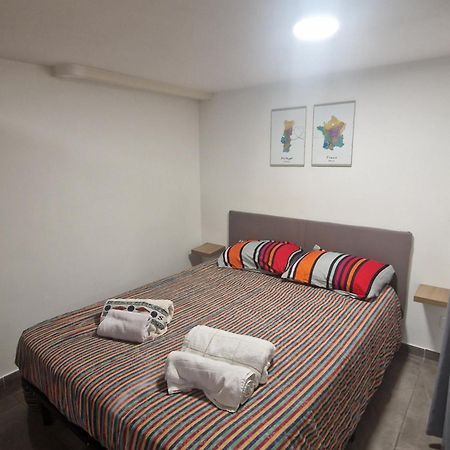 L'Auberge De Sucy - Studio Climatise Экстерьер фото