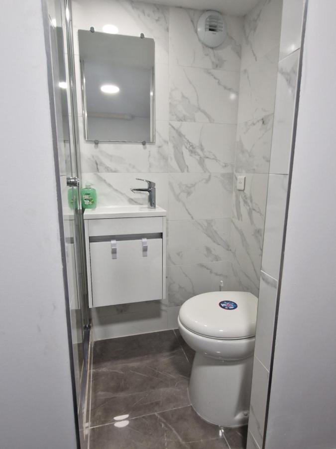 L'Auberge De Sucy - Studio Climatise Экстерьер фото